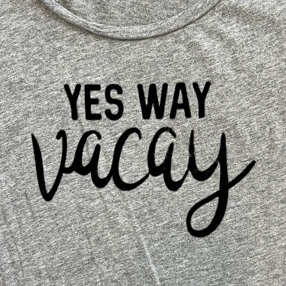 YES WAY VACAY Xhilaration Short Sleeve Top - Picture 3 of 6